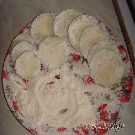 Кабачки жареные