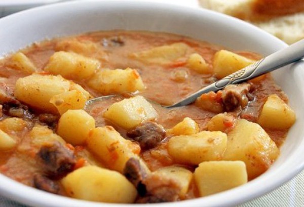 Тушеный картофель с мясом